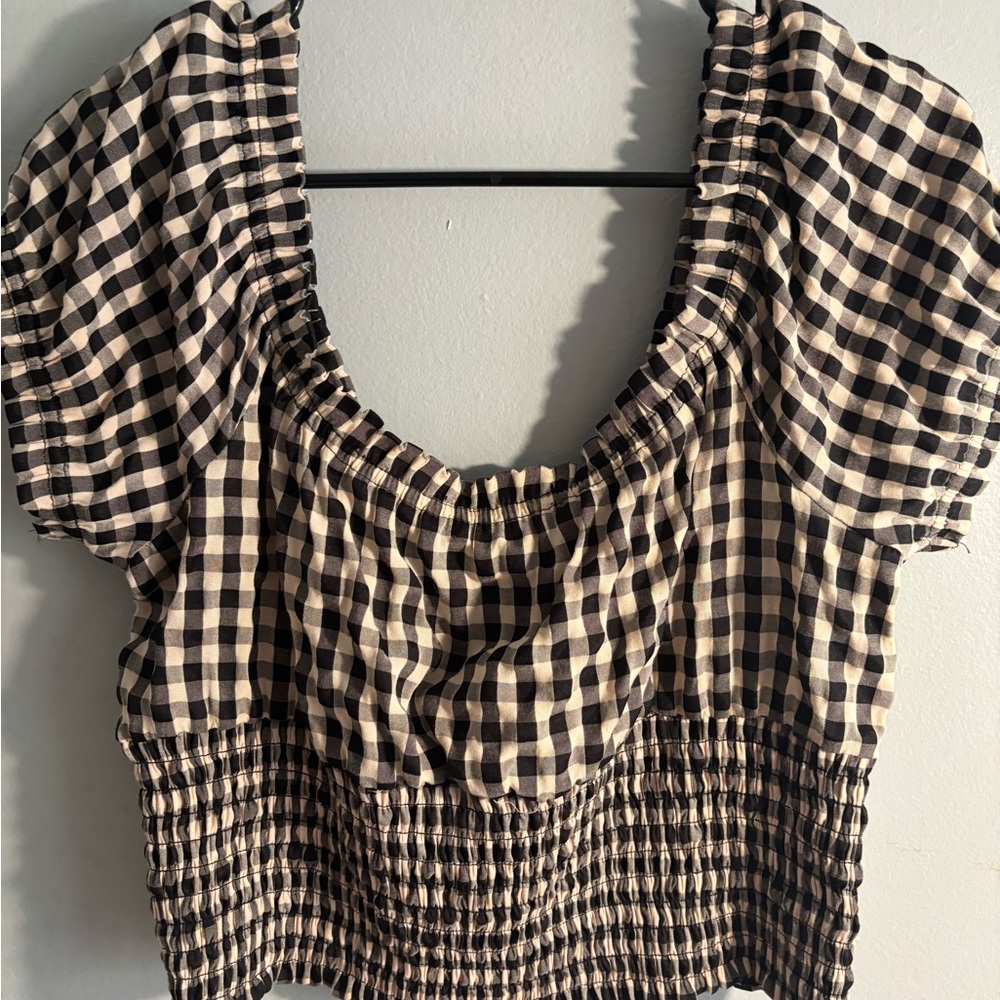 ❤️ Stylish Checkered Black and Tan Women's Blouse - Picture 4 of 7